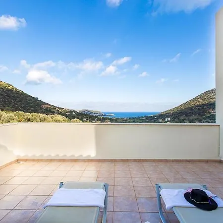 Argyro Holiday home *